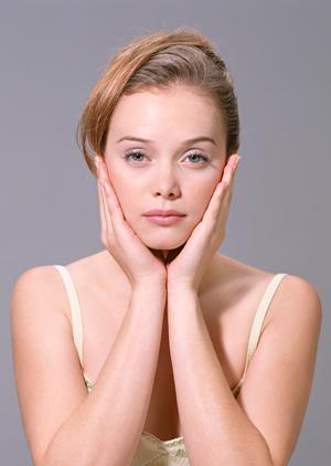 観光地浅草で利用するならこの美容院